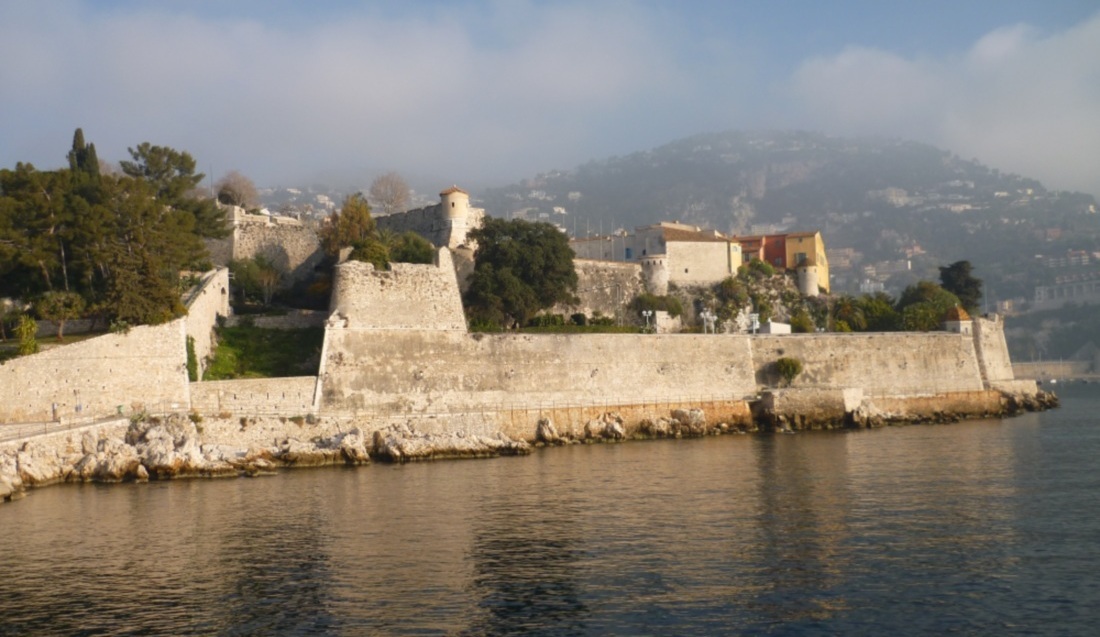 citadelle-de-villefranche-villefranche-sur-mer-villefranche-sur-mer citadelle de villefranche villefranche sur mer villefranche sur mer