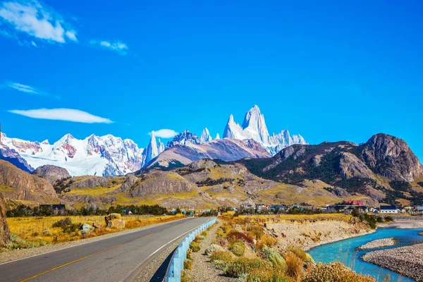 depositphotos 139020872 stock photo road leading to majestic mount